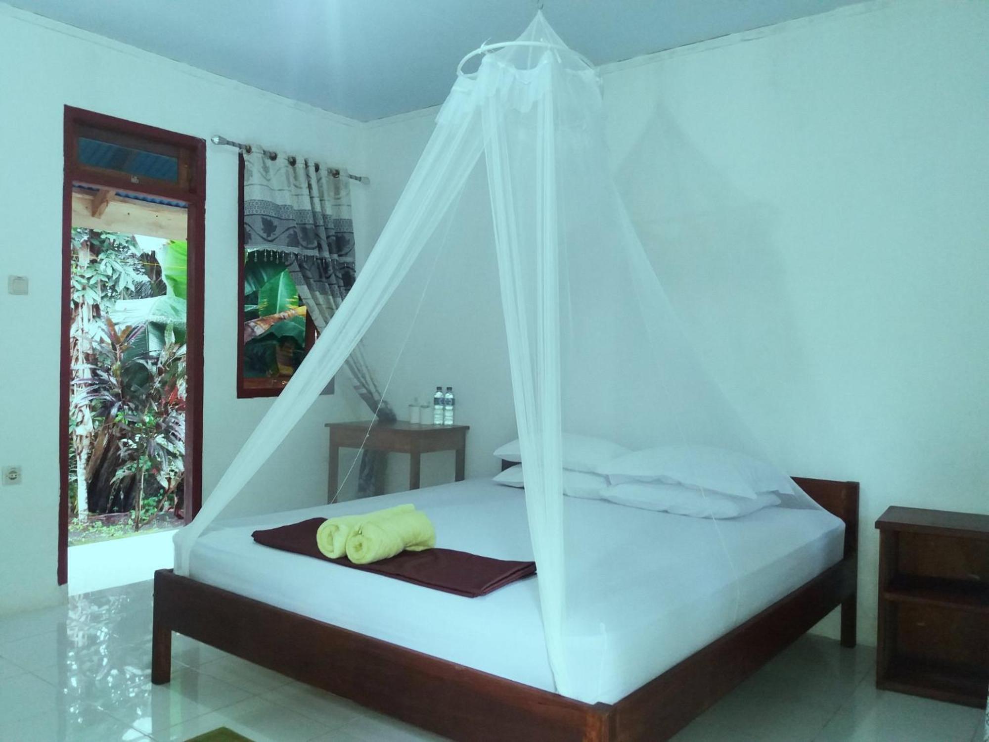 Hotel Tangkoko Macaca Rinondoran Exterior foto