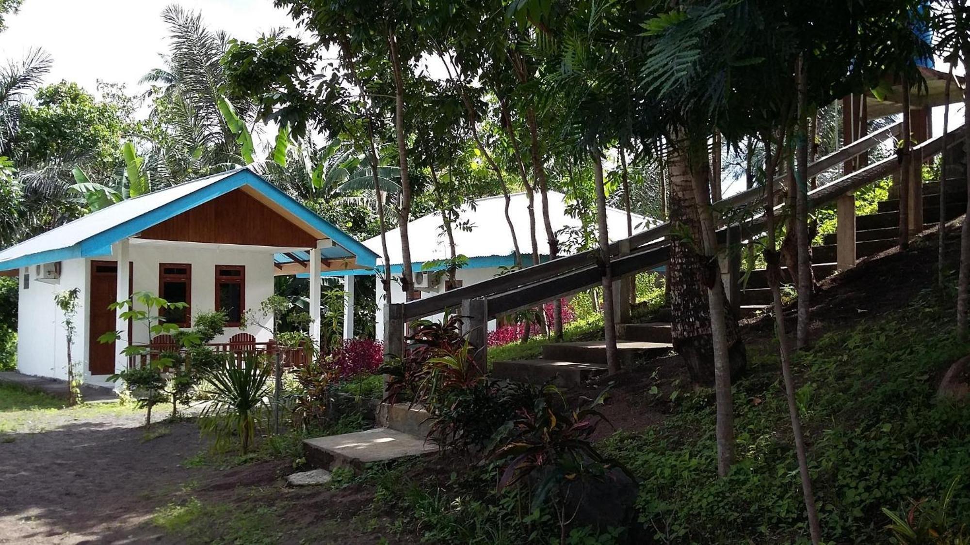Hotel Tangkoko Macaca Rinondoran Exterior foto