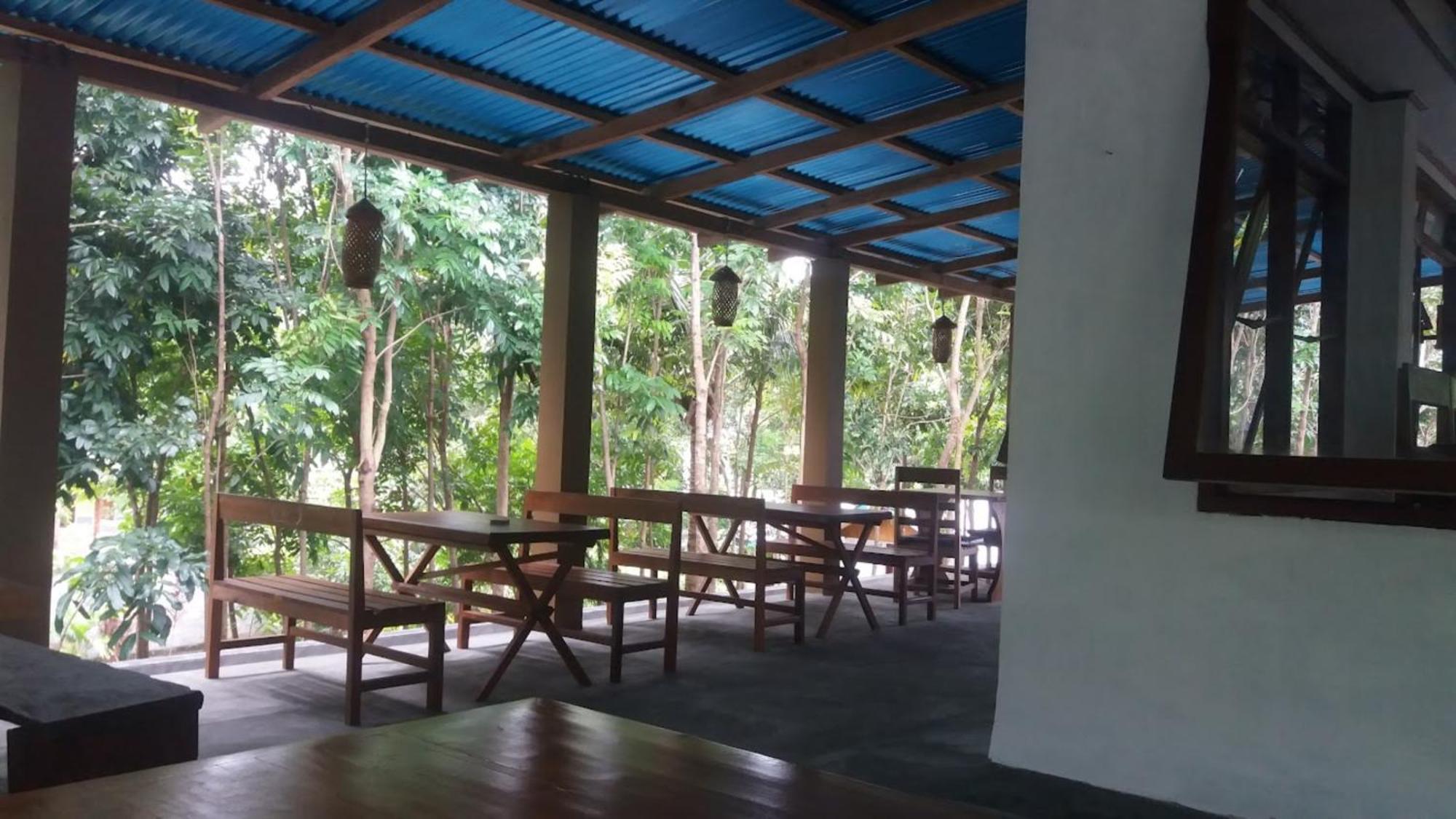 Hotel Tangkoko Macaca Rinondoran Exterior foto